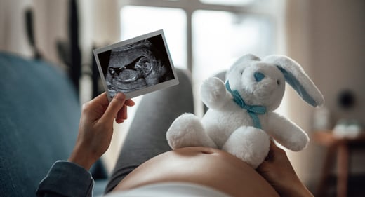 GettyImages-1308290210-ultrasound-pregnant