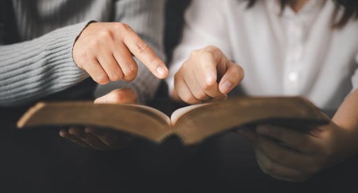 GettyImages-2152582122-bible-reading