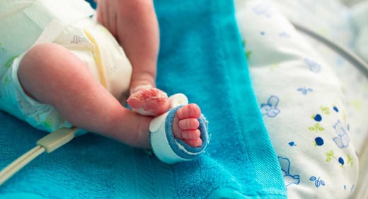 newborn-infant-preemie-NICU